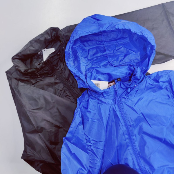 Ветровка / куртка спортивная водоотталкивающая ISLAND с потайным капюшоном 